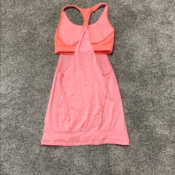 Lululemon tank - Picture 4 of 6